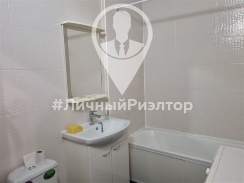 1-к квартира, 24/25 эт., 42м²