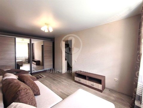 1-к квартира, 1/2 эт., 28м²